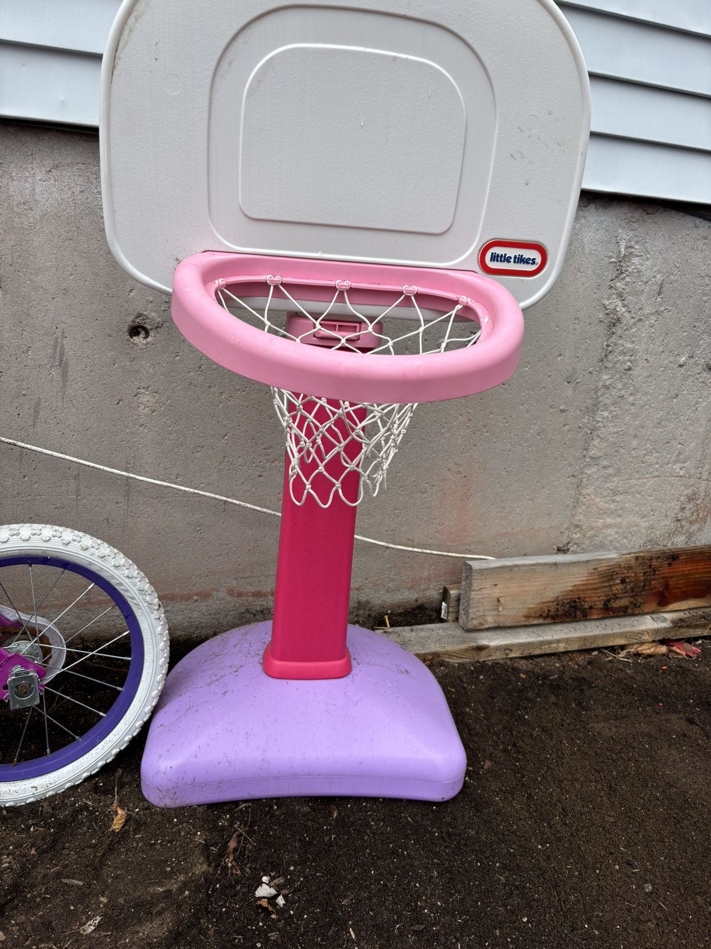 Tikes Basketball Hoop