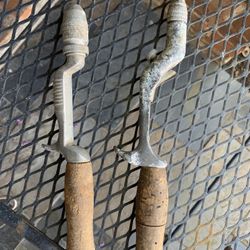 🎣 2 Vintage Aluminum Fishing Rod Handles w/ Cork Grips – Classic Collectible Gear!