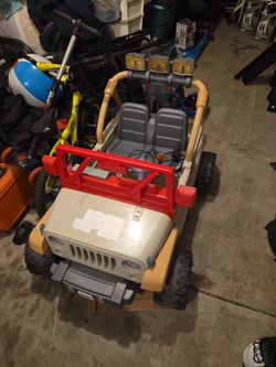 Power Wheels Jeep