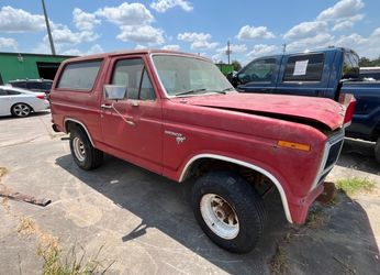 4X4 FORD BRONCO 5 LUG WHEELS