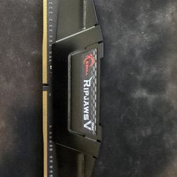4x8gb G.Skill RipjawsV DDR4 ram 3200MT/s