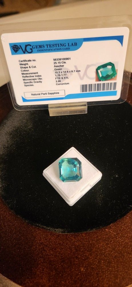 25.15ct Natural Parti Sapphire| Cut Loose Gemstone. Treatment: Heating. Certification Card Included.