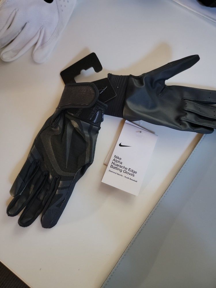 Nike Baseball Batting Gloves Medium Youth