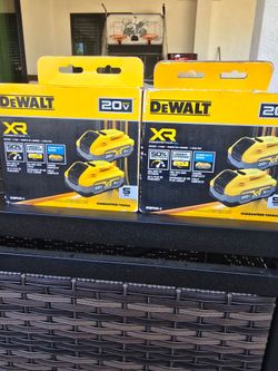 Dewalt battery power stack 5.0 package