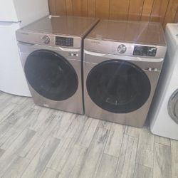 SET WASHER AND GAS DRYER SAMSUNG LARGE CAPACITY LIKE NEW