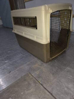 Large dog kennel $15