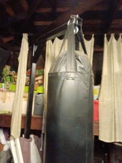 8ft punching bag