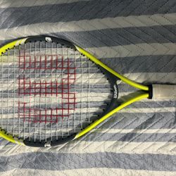 Wilson 19 in Tennis Racket