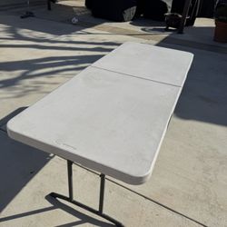 White Folding Table 6ft