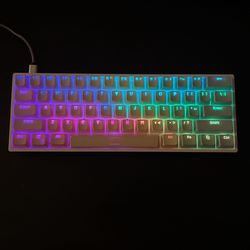 Bluetooth RGB Quiet Comfortable Keyboard