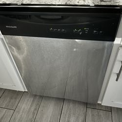 Frigidaire Dishwasher