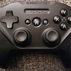 SteelSeries Nimbus+ Wireless Gaming Controller- PC & iOS Compatible 