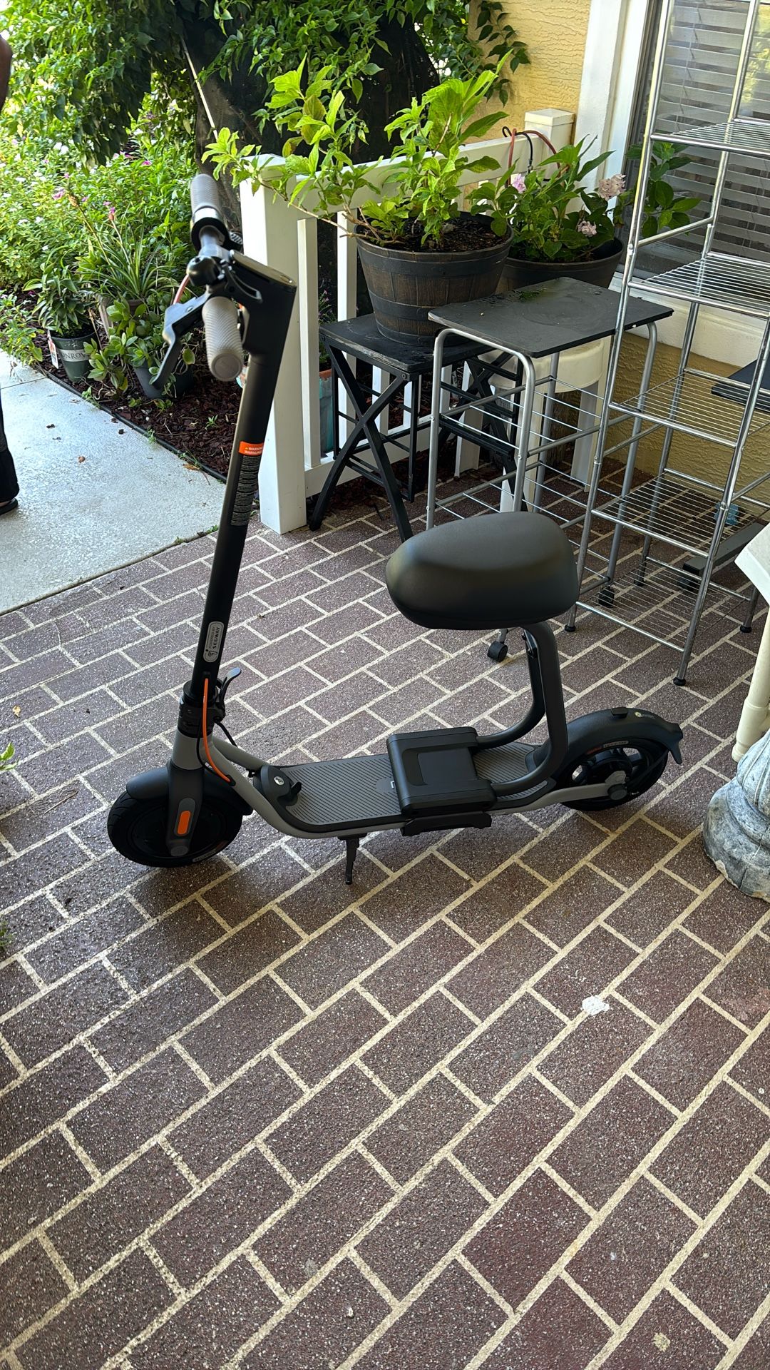 Ninebot Scooter 