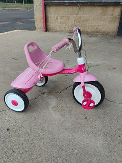 little girls radio flyer trike with storage also folds up