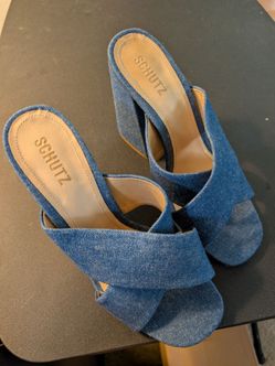 Schutz women's shoe