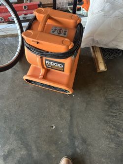 Floor Blower