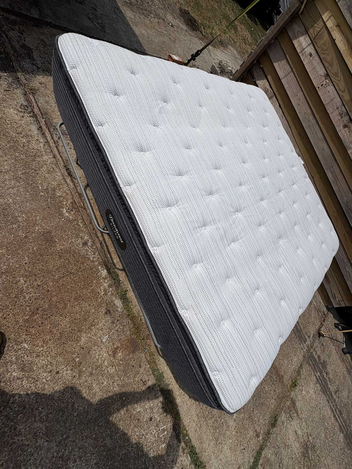 Pillow Top King Size Mattress