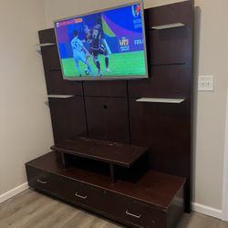 Mueble Para Tv Free/ Gratis