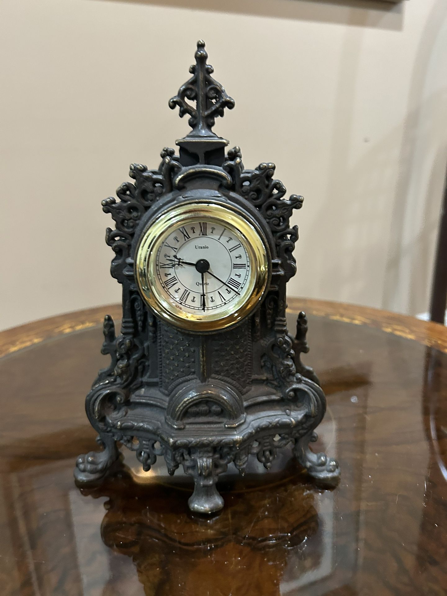 Mantel Clock