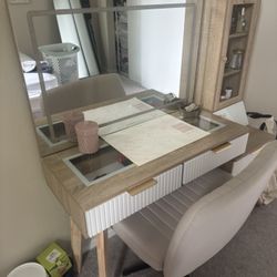 Led Vanity And Chair