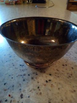 Vintage oneida silver plated bowl/paul Revere reproduction/ 6 inches in diameter bowl