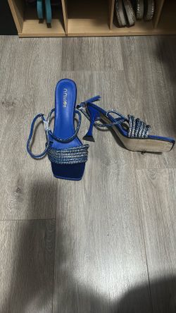 Size 10 Blue Rhinestone Shoes