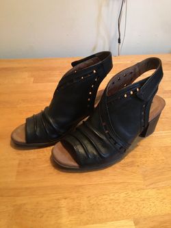 Rockport boot sandals 8.5