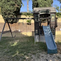 Backyard Play Set