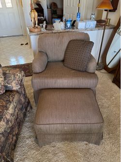 Free Chair and Ottoman