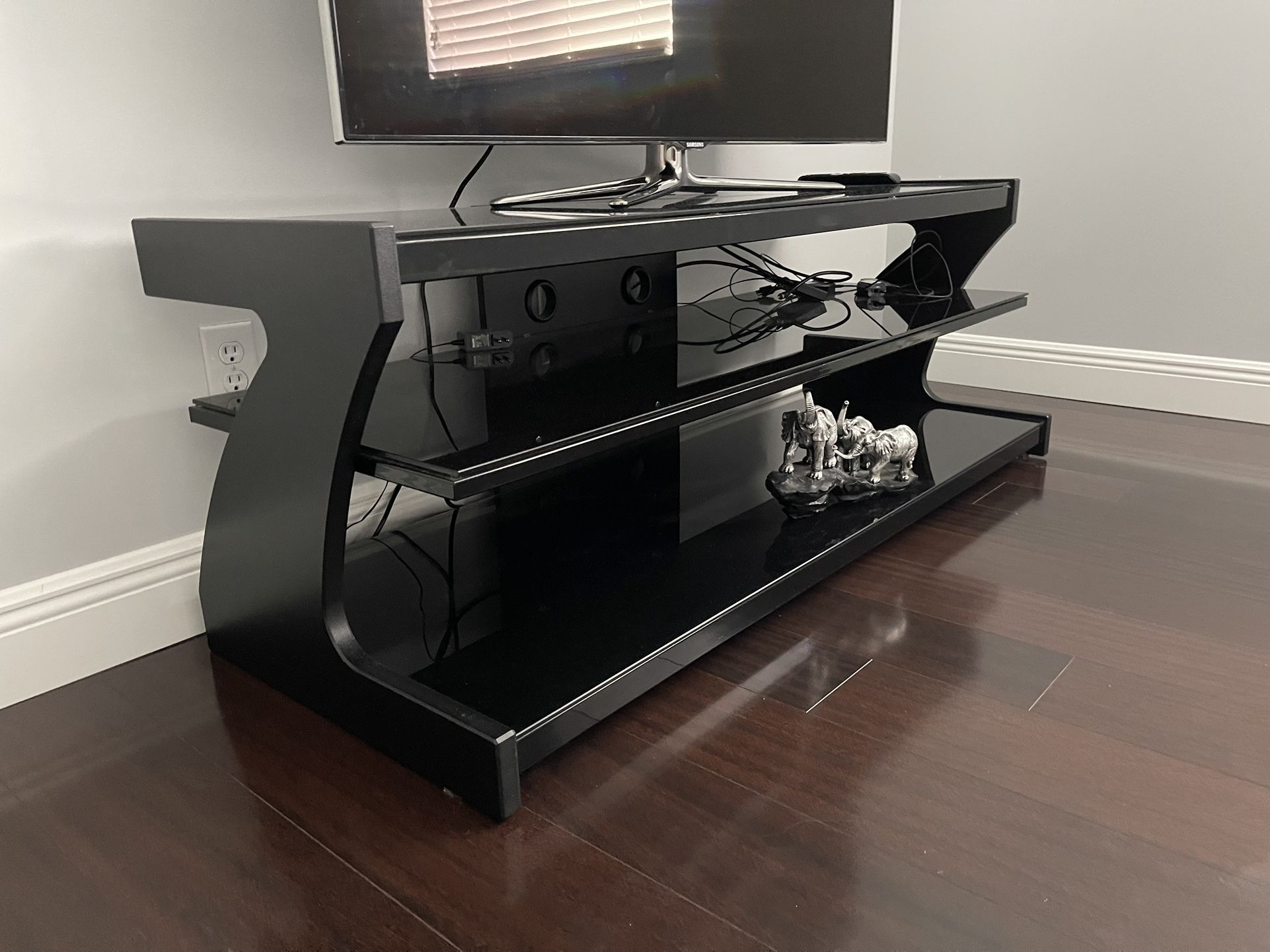 Tv Stand - Glass Shelves