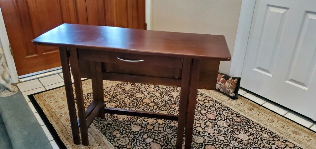 Table/desk