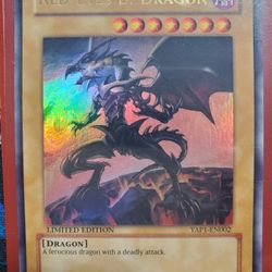 Yugioh Red Eyes B Dragon Ultra Rare Anniversary Card