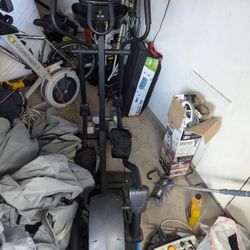 Elliptical Life Fitness