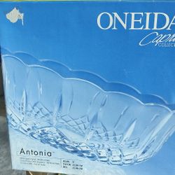 Oneida Capri Collection 