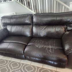 FREE  COUCH