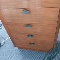 Solid Wood Dresser  Dovetail Drawers 