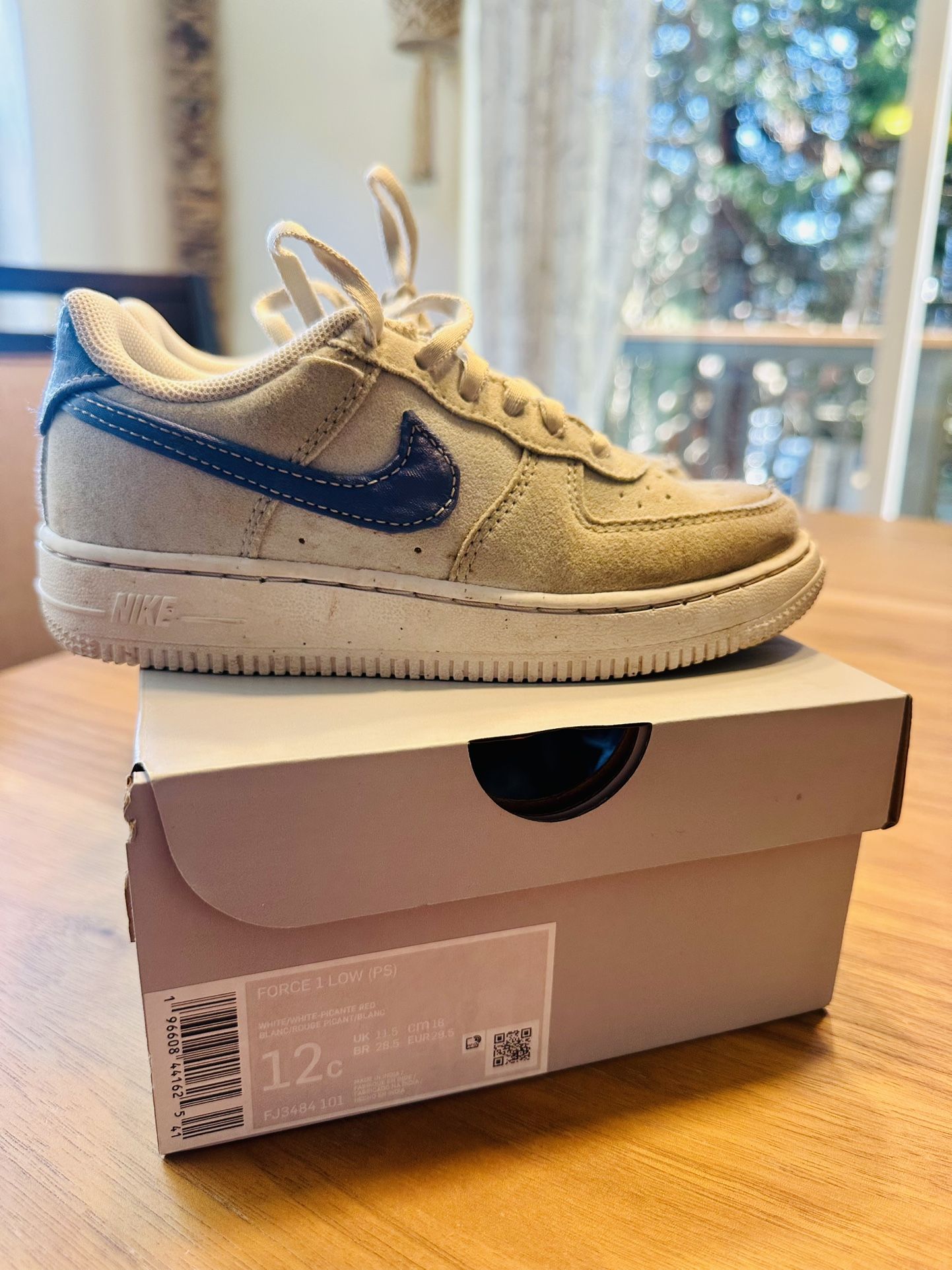 Boys Shoes & Sweatshirt