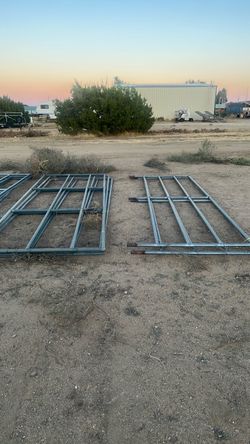 Corral panels