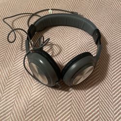 Headphones 