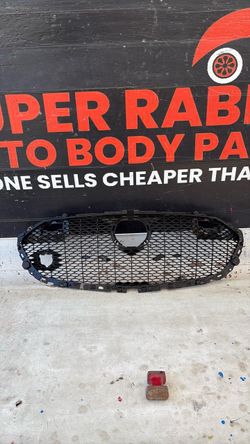 2019 Mazda 3 Hatchback Grille OEM 2025