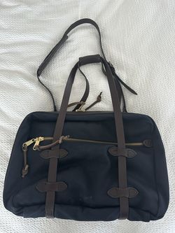Filson Small Pullman Bag – Navy Rugged Twill – Excellent Condition (Discontinued): $450