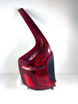 2016 - 2022 VOLVO XC90 REAR LEFT DRIVER SIDE TAILLIGHT OEM