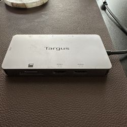 Targus - USB-C Dual HDMI 4K Docking Station with 100W PD Pass-Thru ( DOCK423A )
