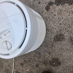 Honeywell Air Purifier. 