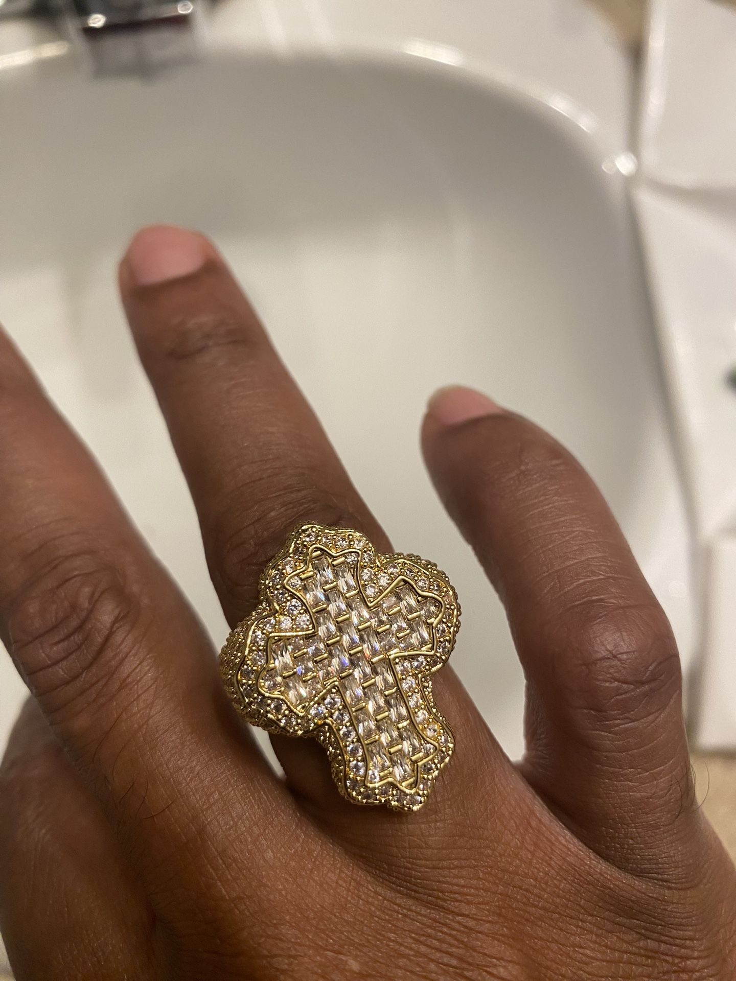 Cross Fingers Gold Ring