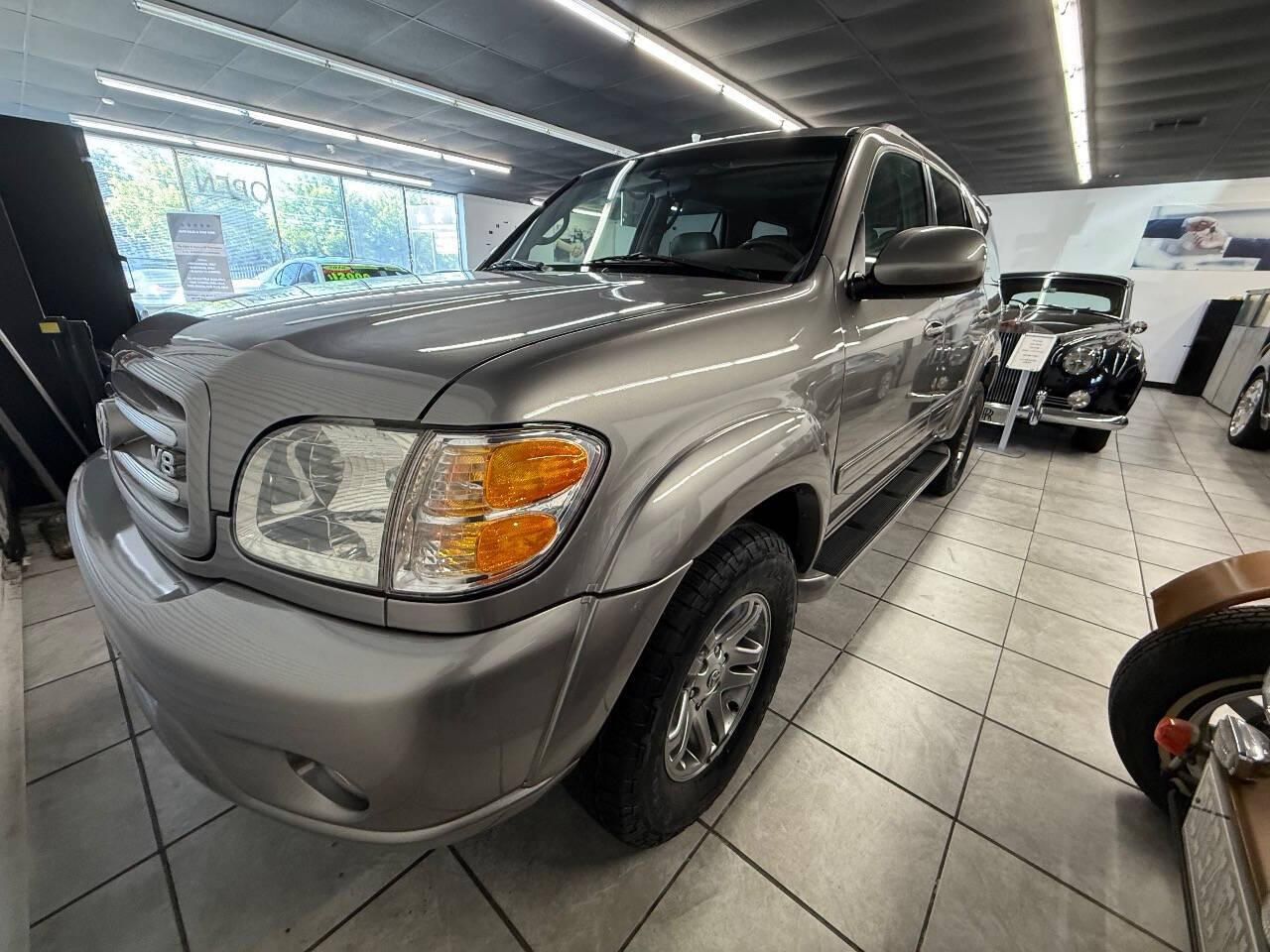 2004 Toyota Sequoia