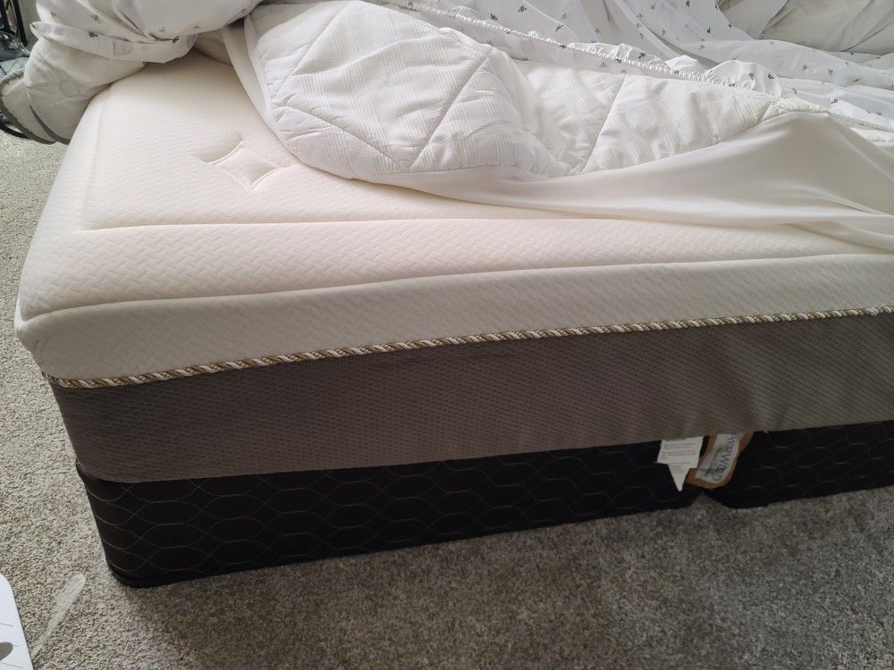 PENDING FREE King size Bed  And Box Frame - PENDING
