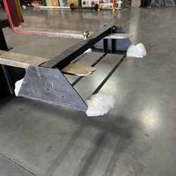 Sm Truck 5th Wheel Hitch / Scamp Trailer
