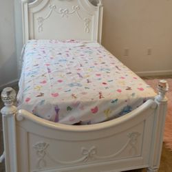 2 Twin Princess Beds with mirror and dresser