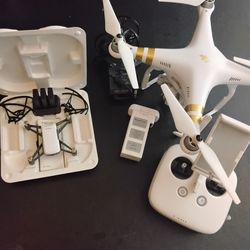 A ban of 3 drone 4K battery.Don't work and I gotta tell drone from d g I